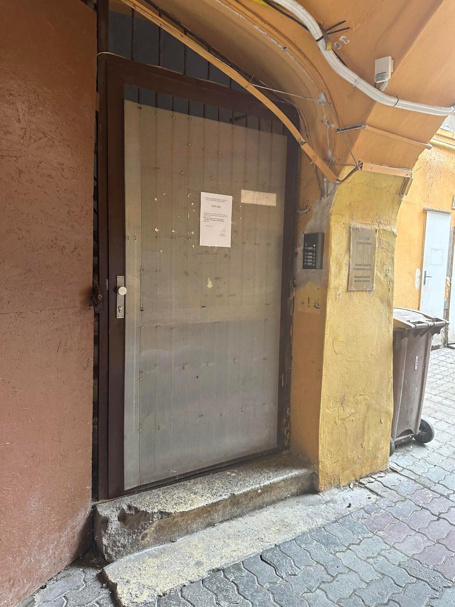 A Private Room In City Center In Bratislava Luaran gambar